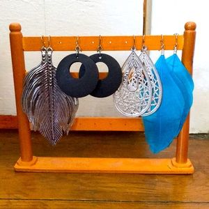 10 pairs costume earrings